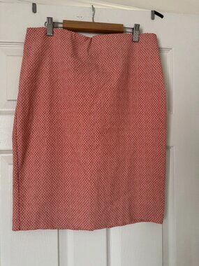 Skirt - casual straight skirt w/ detailed slit - orange and cream pattern- Sz 10
